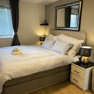 https://apt-lagunen-with-terrace-grill-and-free-parking.hotelsinbergen.net